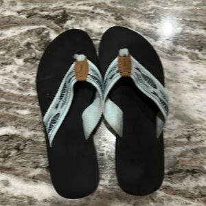 LLBean Wonens Flip Flops Size 9